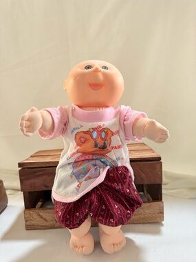 Vtg Cabbage Patch Kids Preemie Doll Bald & Blue Eye W/ Outfit 1990
